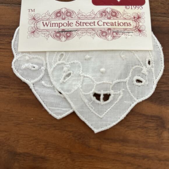 Vintage Wimpole Street Creations 3" Heart Miniature Cutwork Doily - Picture 2 of 3